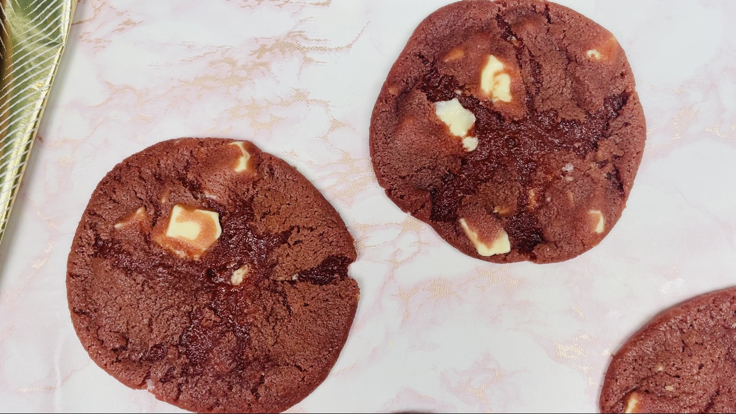 Red Velvet Cookies